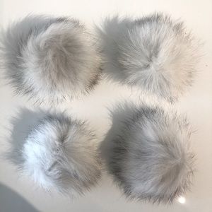 4 Rabbit Pom Poms